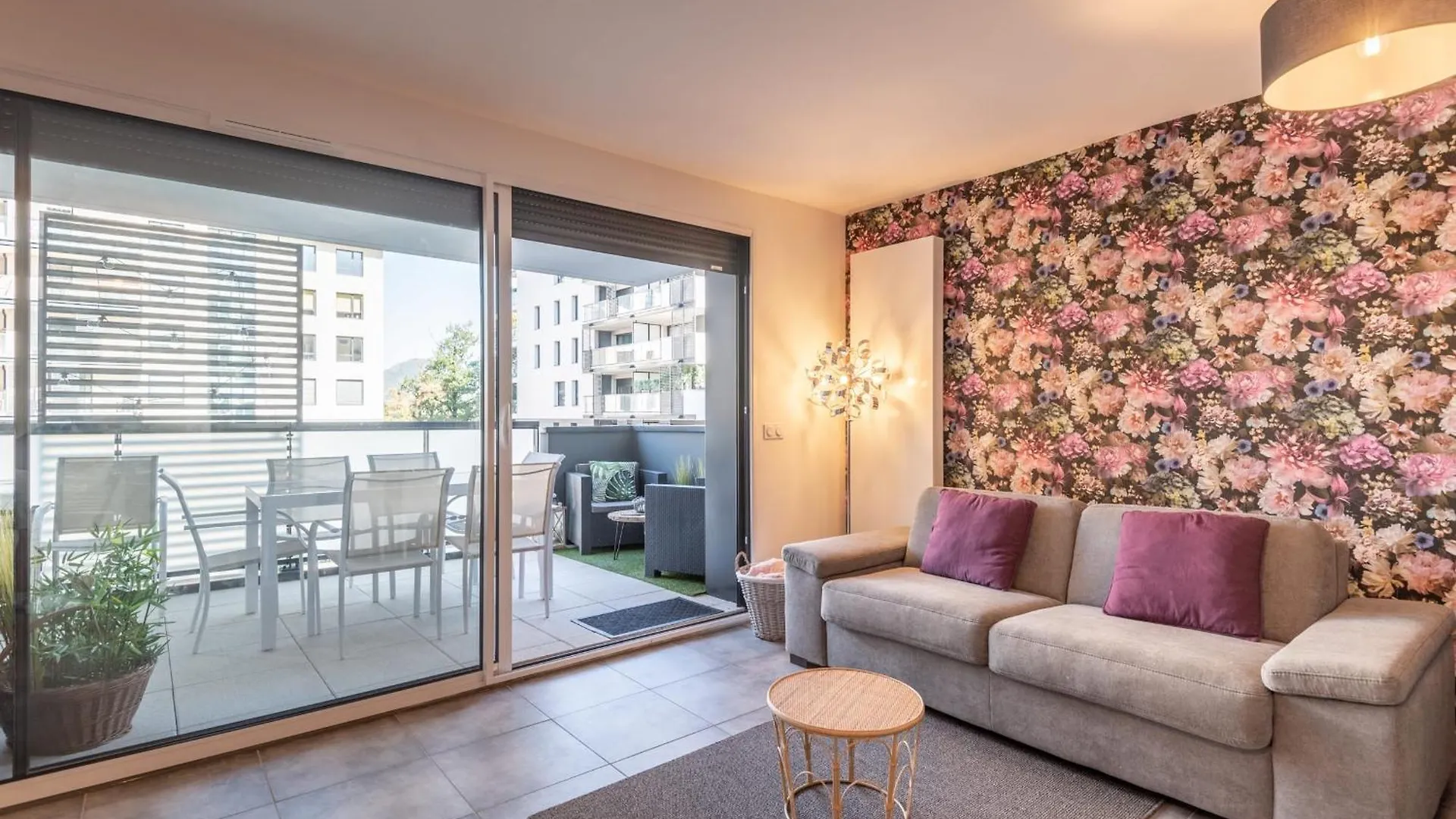 Aquarelles - Modern And Spacious Annecy Appartement